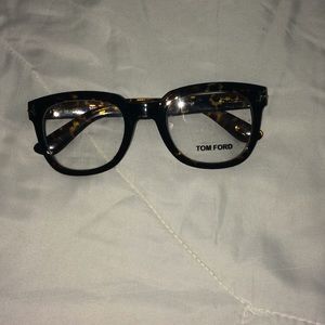 TOM FORD GLASSES